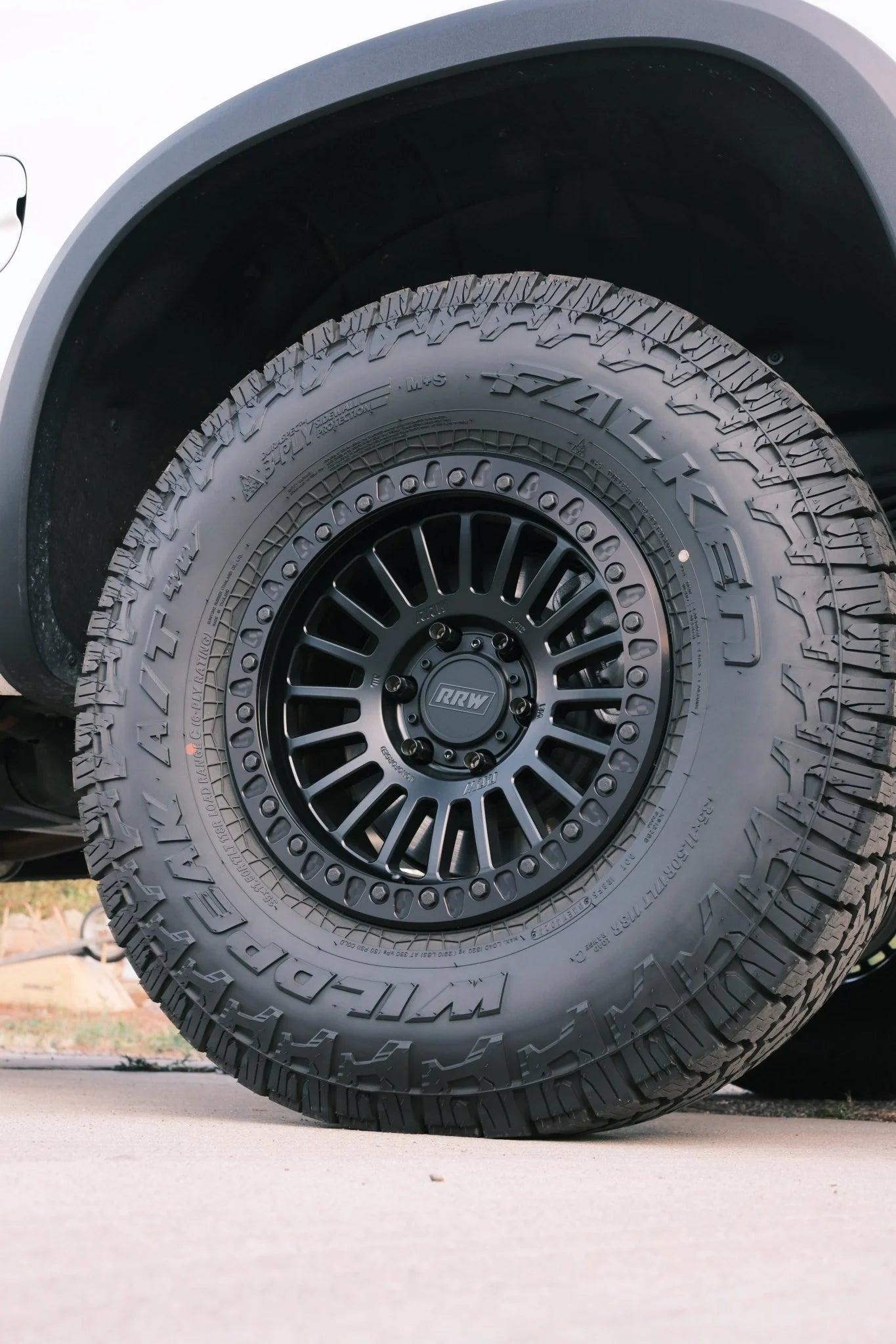 17x8.5 RRW RG6-H Forged Hybrid Matte Black Wheel 6x5.5 Bolt Pattern -25mm Offset